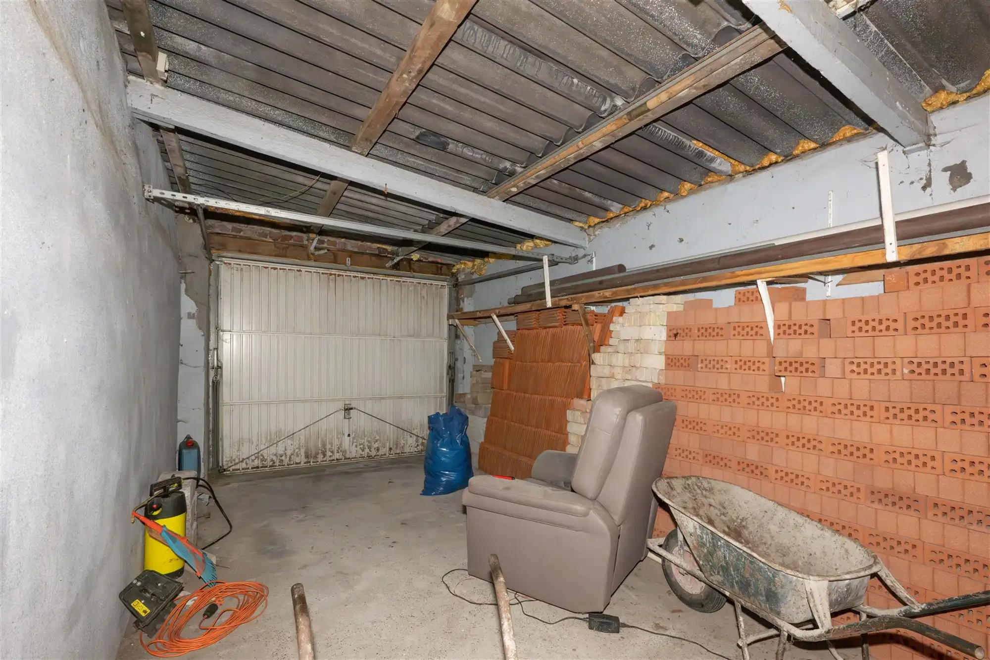 Vrijstaande woning met bijgebouwen op 2633 m² foto 16