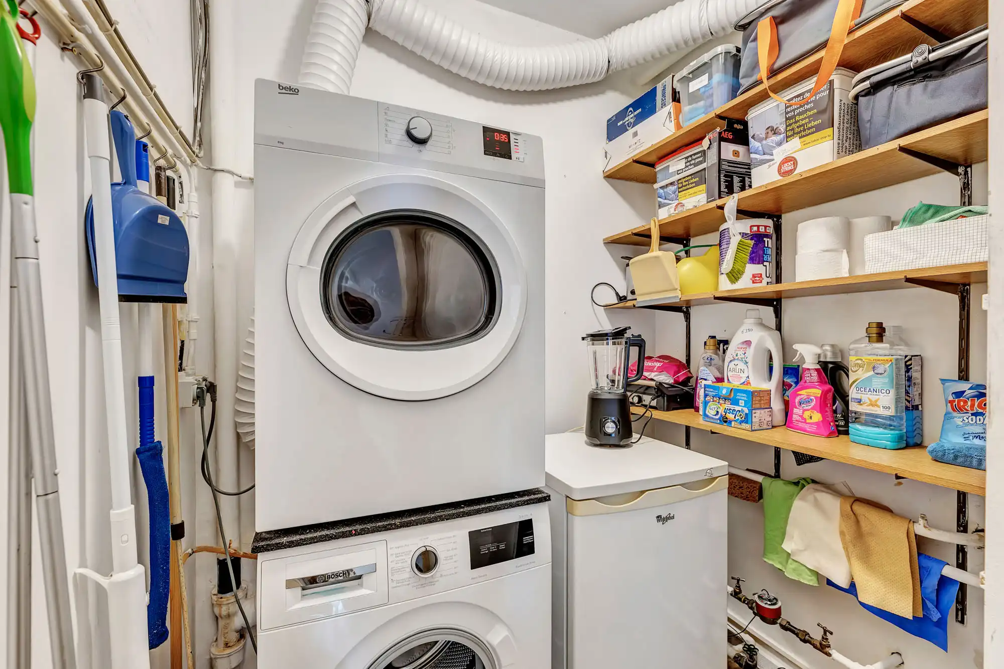 Twee slaapkamer appartement nabij centrum Denderleeuw foto 17