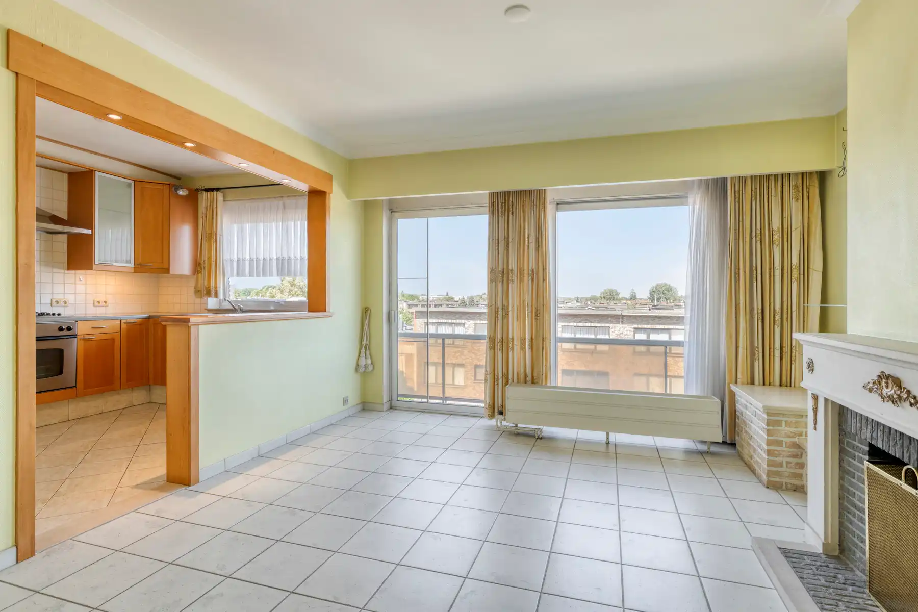Ruim appartement met 2 slaapkamers en 2 terrassen. foto 6