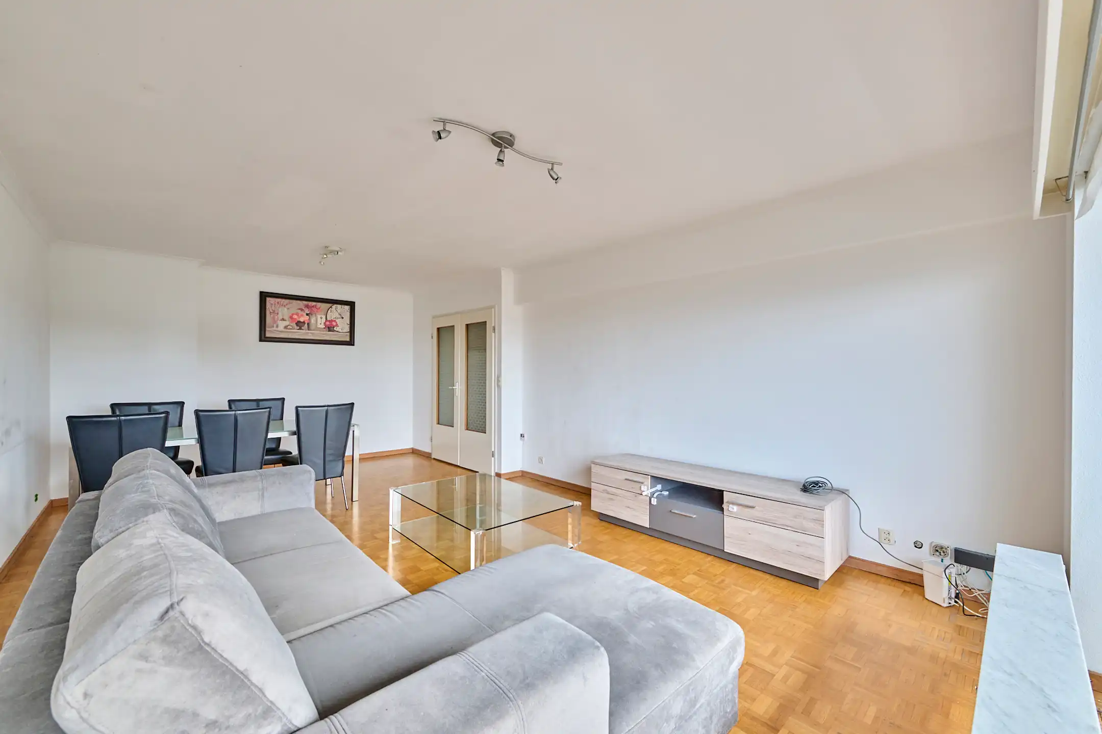 Centraal gelegen éénslaapkamerappartement in hartje Hasselt foto 4