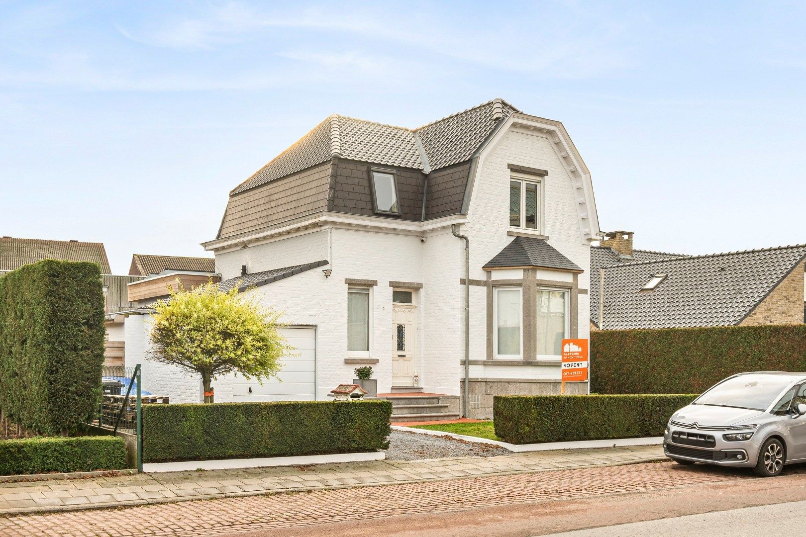 Hoofdfoto van de publicatie: Charmante alleenstaande woning op een prachtig zuidgericht perceel van 771m². 