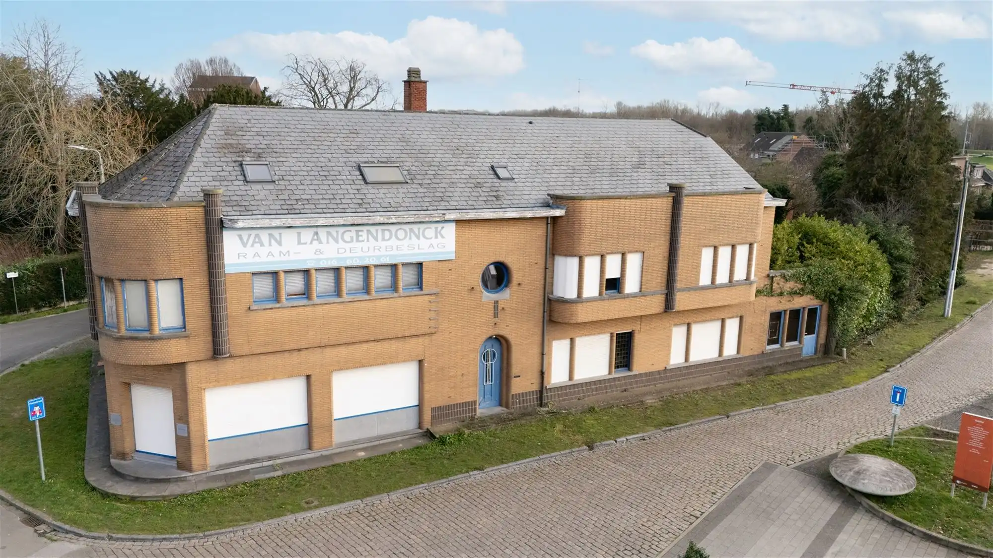 Prachtig gelegen projectgrond met zicht op het water! foto 10