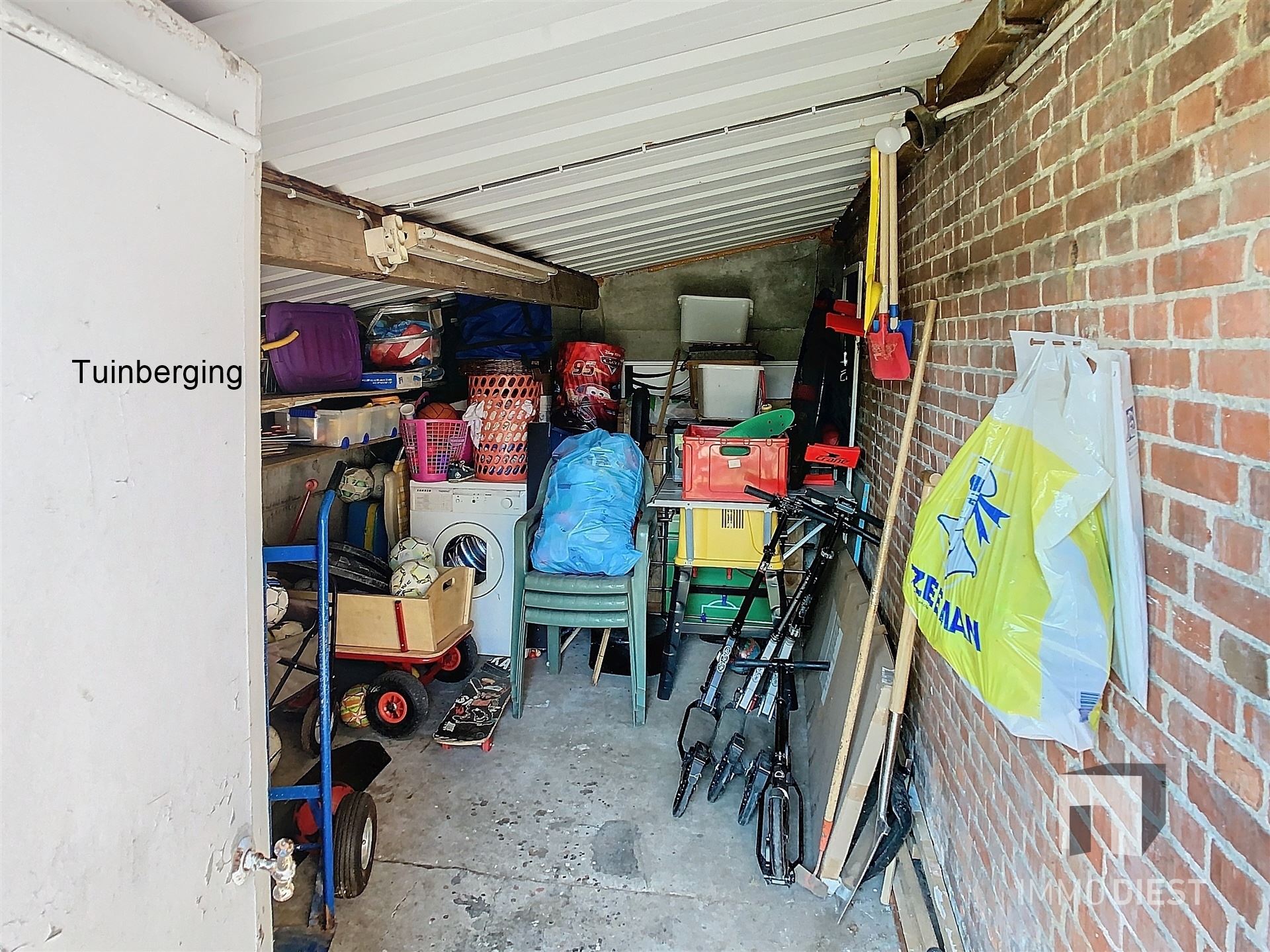 Rijwoning met garage en tuintje foto 21