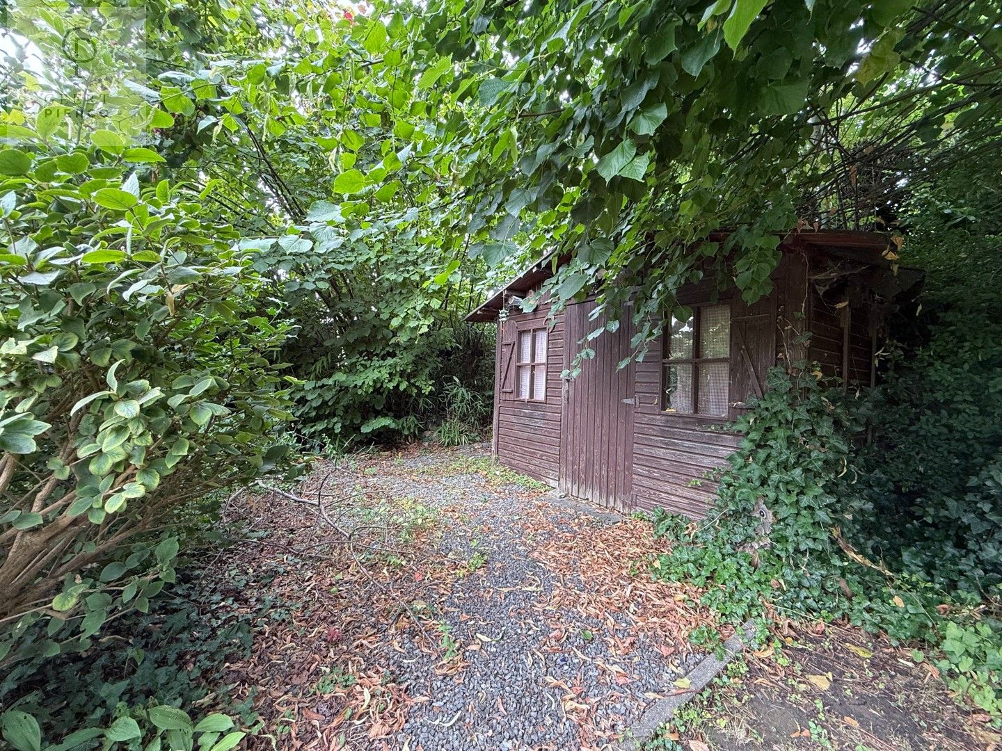 Ruime gezinswoning foto 41
