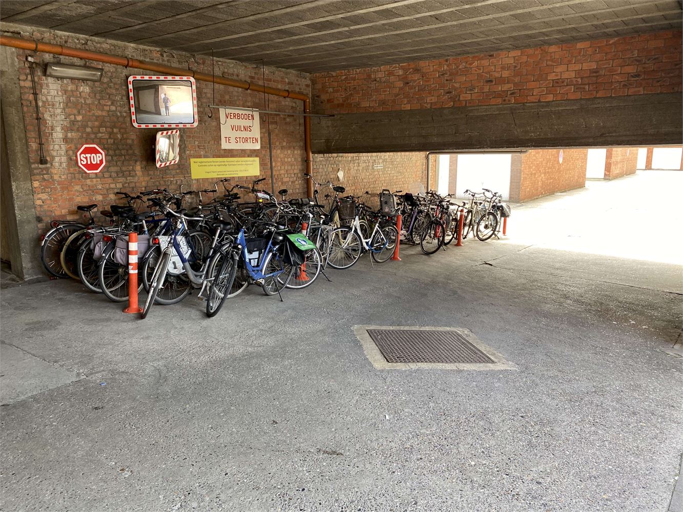 Gerenoveerd appartement met 2 slaapkamers, terras en garagebox te huur in Heverlee foto 13