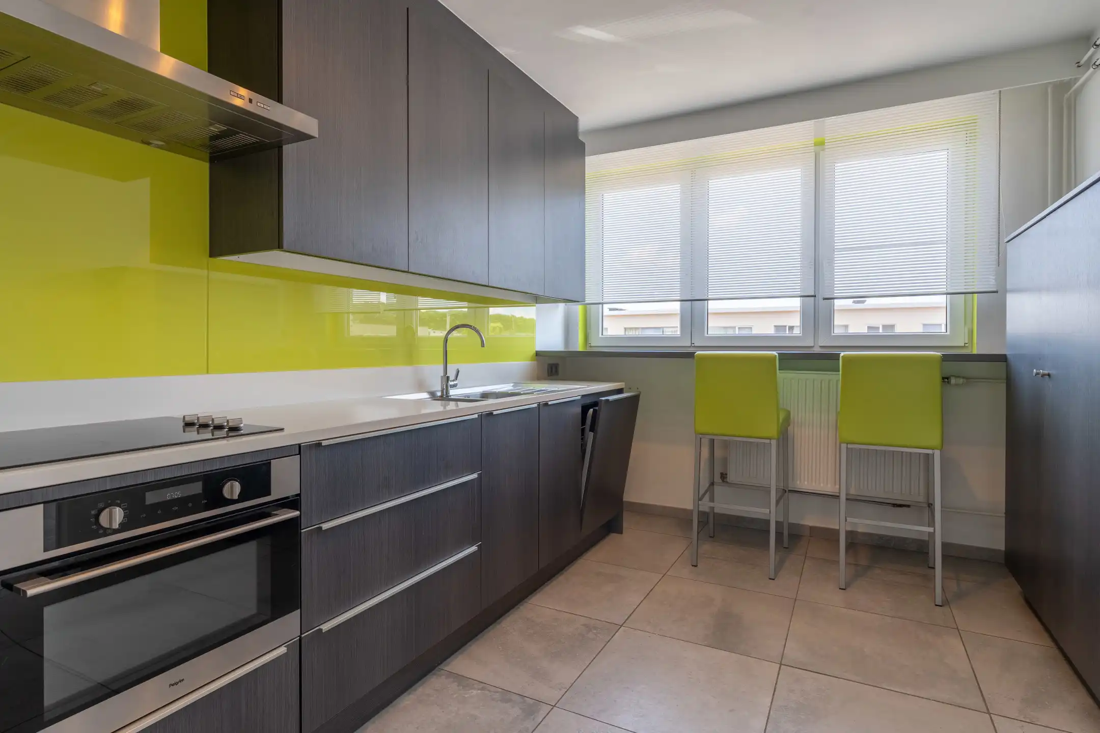 Ruim 2-slaapkamer appartement met garage te Turnhout foto 2