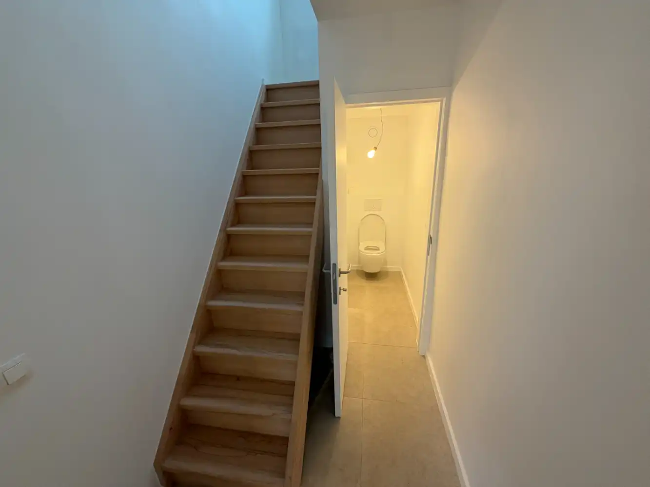 4 slaapkamer nieuwbouw woning te huur foto 11