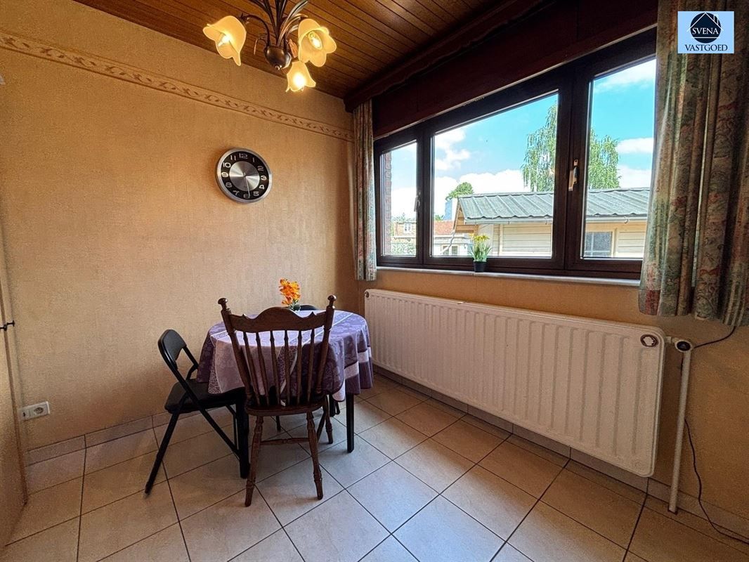 RUIME WONING MET 4 SLAAPKAMERS EN GARAGE IN RUSTIGE OMGEVING foto 7