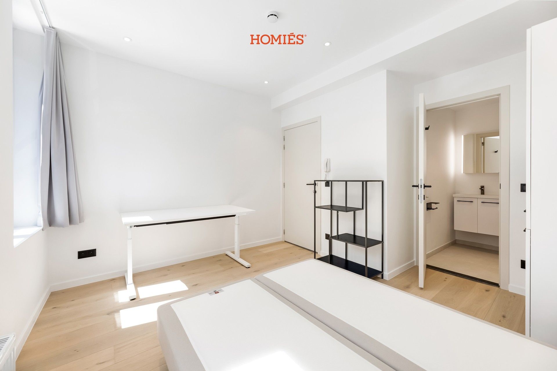 Opbrengsteigendom: 18 kamers, 3 studio's & een appartement foto 2