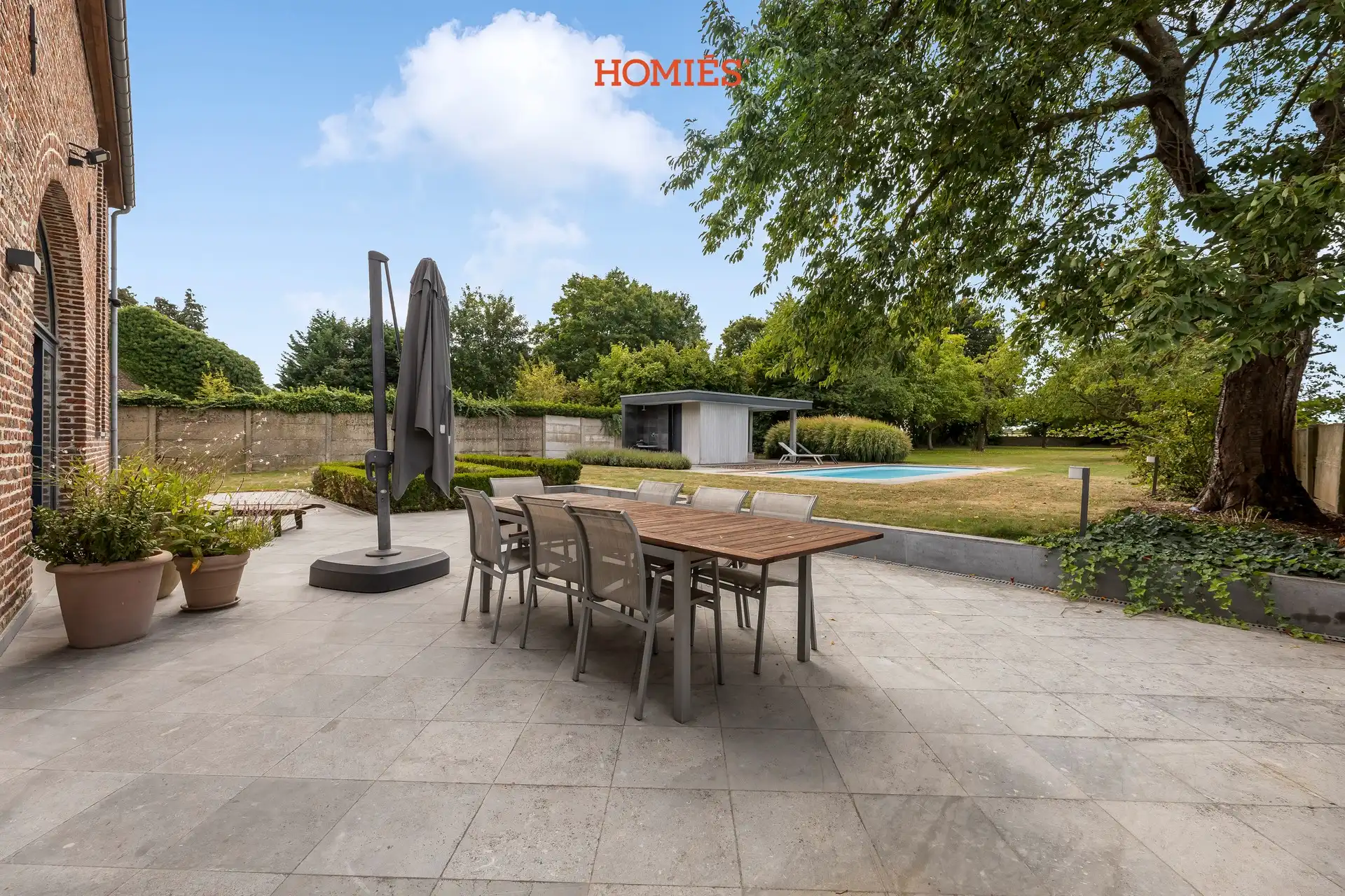 Karaktervolle hoeve met grote tuin en zwembad foto 6