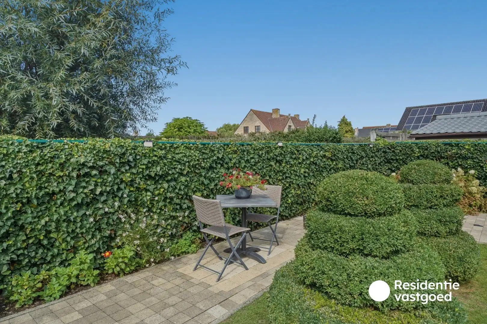 Ruime open bebouwing met 3 slaapkamers en prachtige veranda in Oudenburg foto 14
