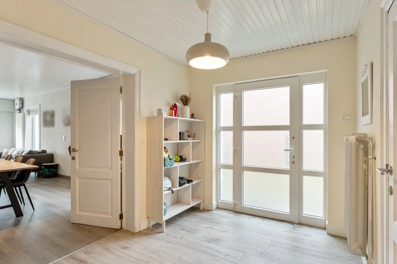 Gerenoveerde driegevelwoning met 3 slaapkamers, een tuin en een autostaanplaats te Wilsele! foto 2