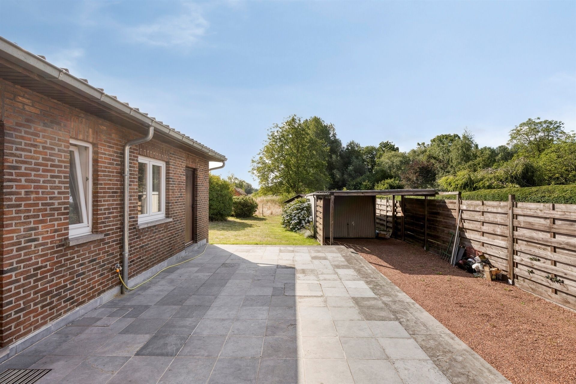 Woning met 4 kamers op terrein van 14a58ca foto 10