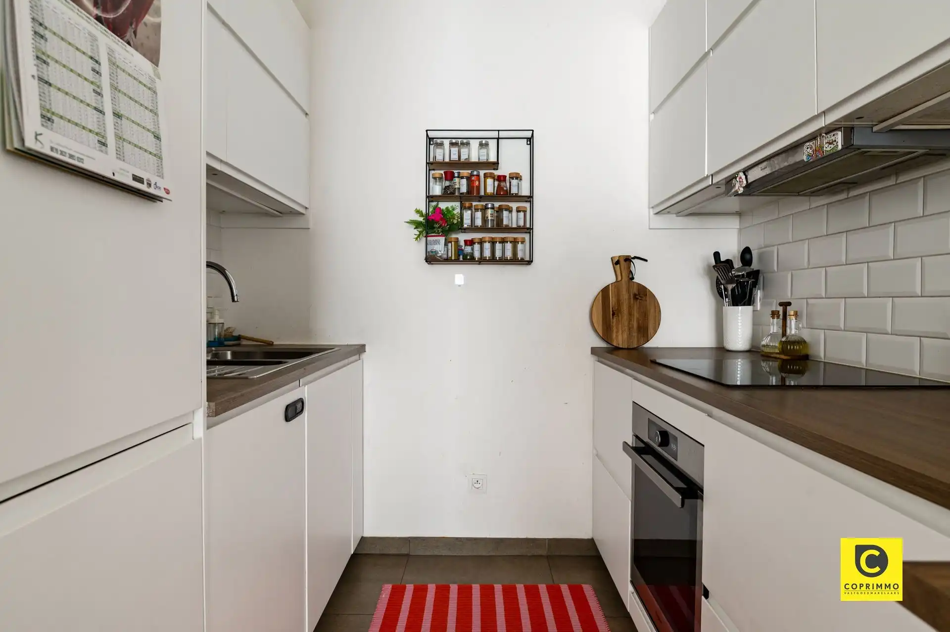 Instapklaar GLV app. met 2 slpks en groot terras! foto 3