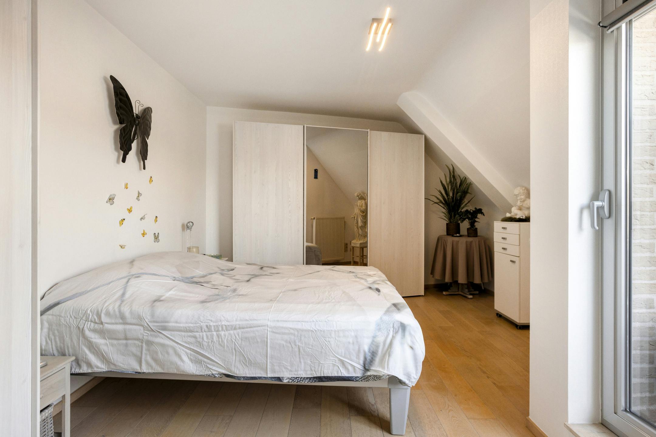 Een uniek duplex-penthouse te koop in het hart van Poperinge foto 14