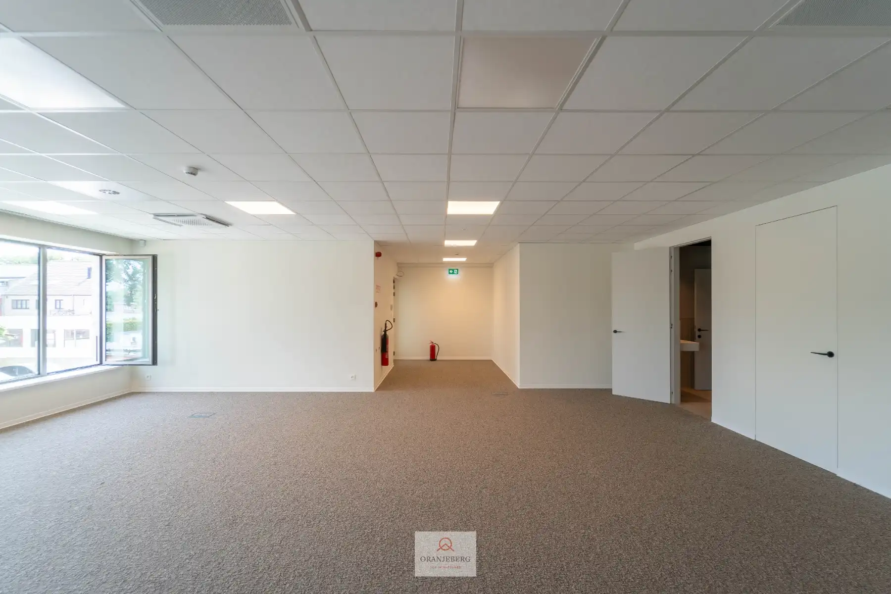 Polyvalente kantoorruimte van 193 m² foto 12