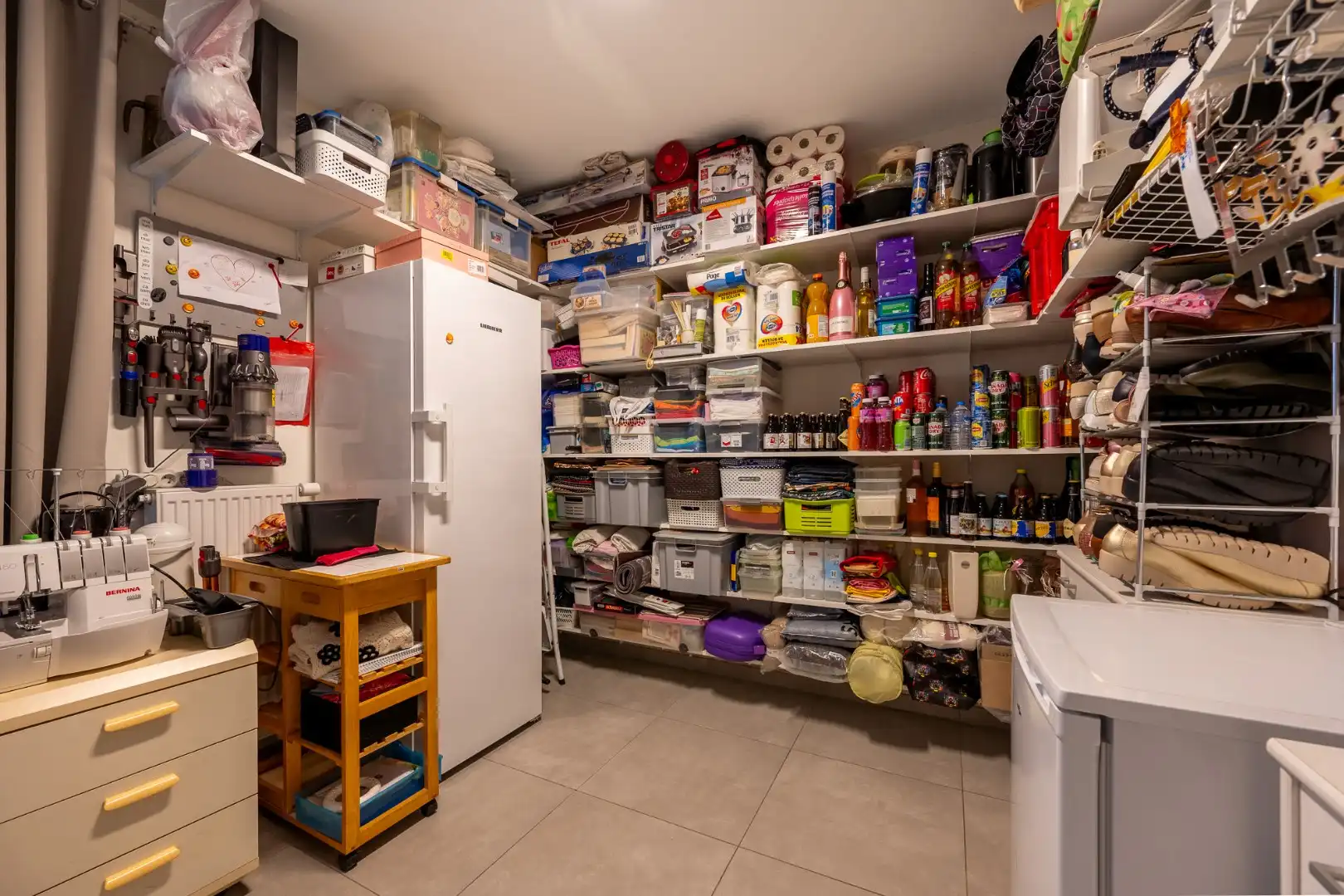 Ruim, lichtrijk gelijkvloers appartement met 3 slaapkamers, garage en zonnige tuin te Beselare foto 16