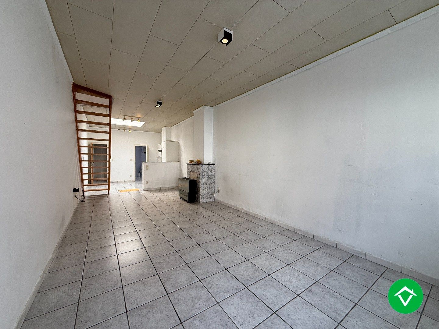 Woning met 2 slaapkamers in het centrum van Roeselare foto 3