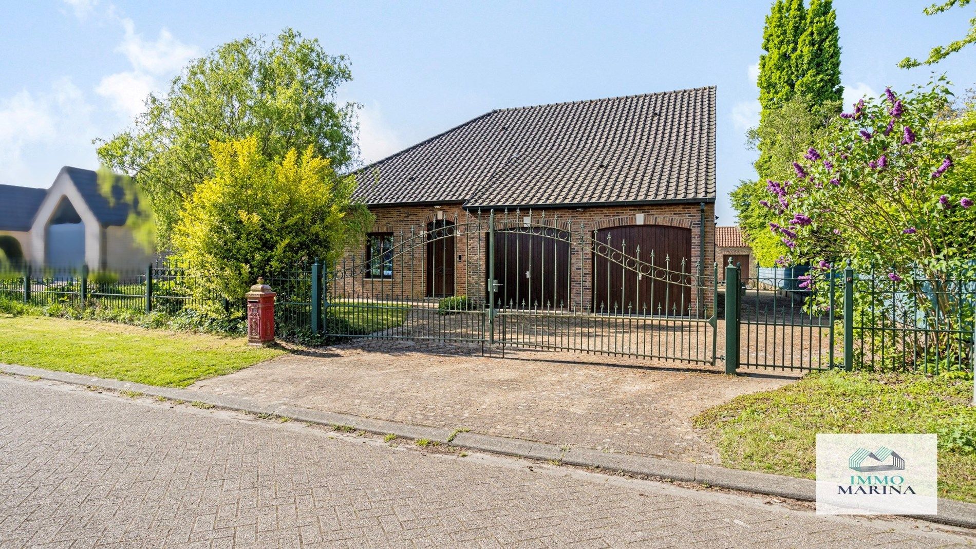 Woning in doodlopende straat te Heist-O/D-Berg. foto 18