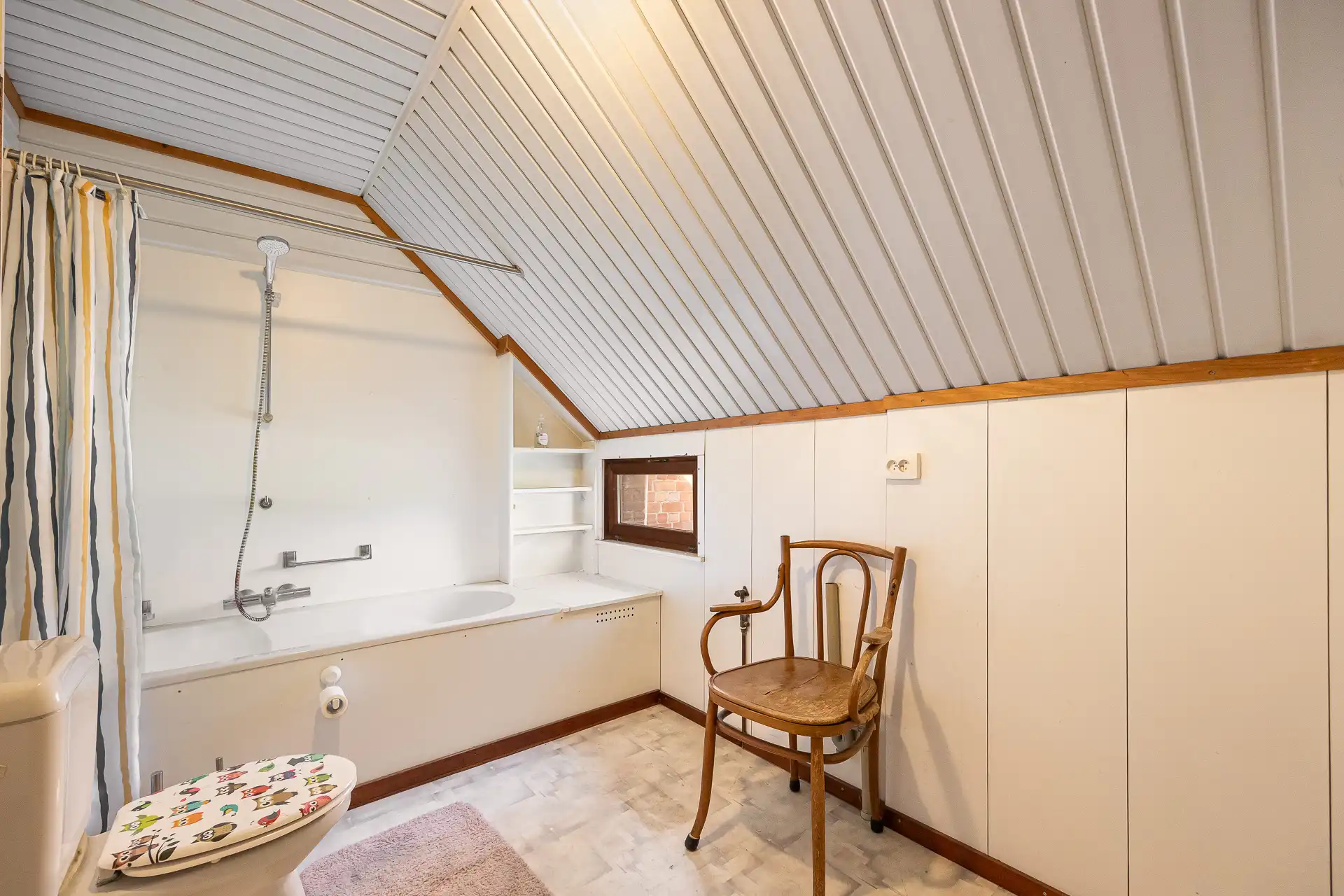 Charmante, centraal gelegen woning met tuinhuis foto 13