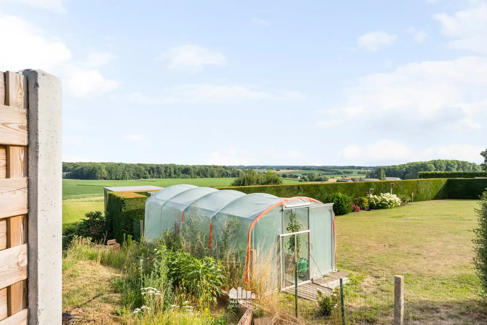Recente halfopen woning (bj:2023) met landelijk uitzicht in Wijtschate foto 14