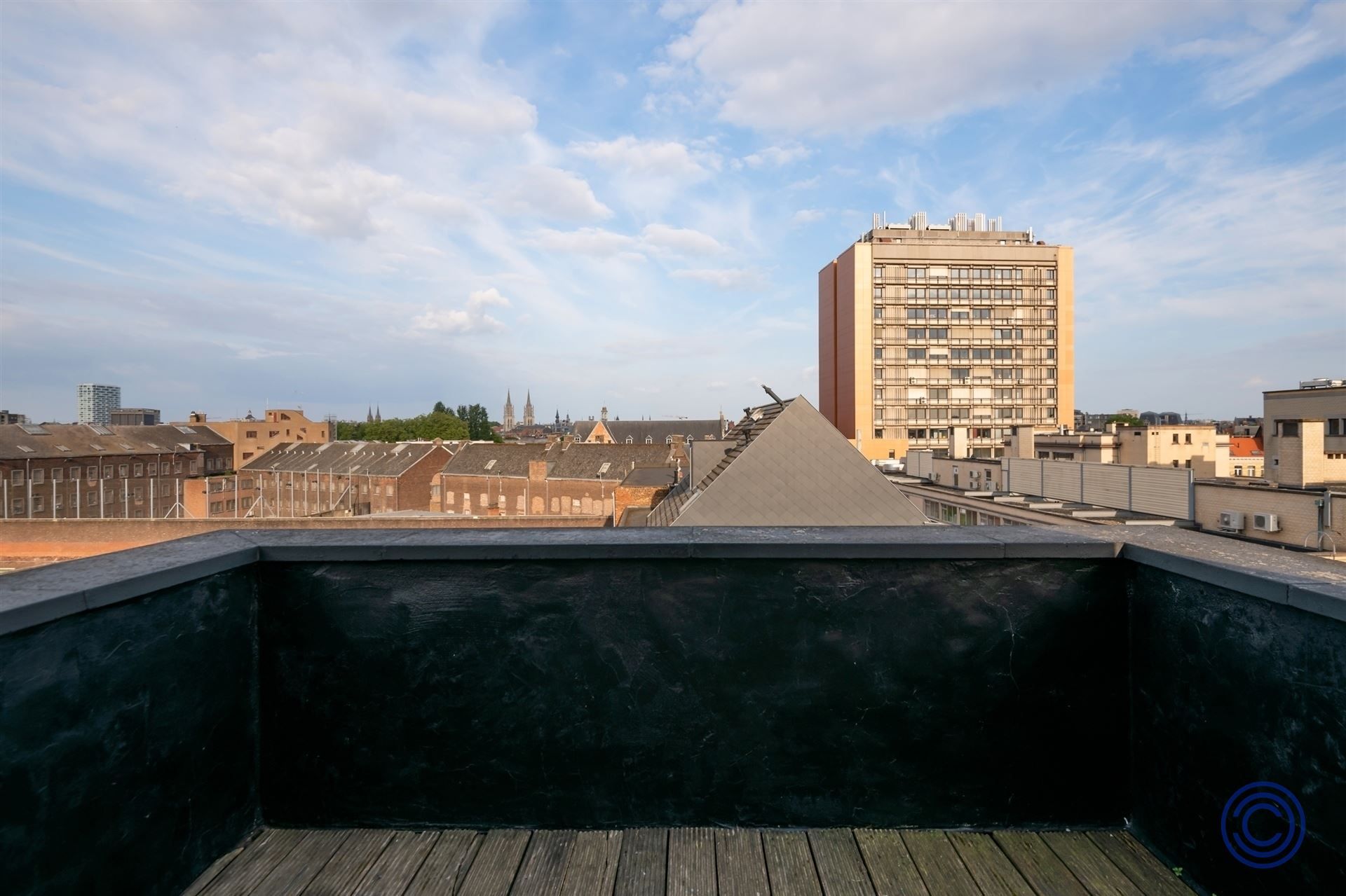 Energiezuinig en gezellig appartement met terras! foto 3