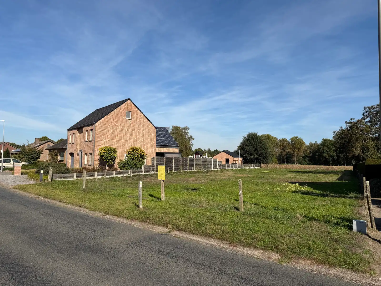 Bouwgrond van 1.154 m² met zicht op velden foto {{pictureIndex}}