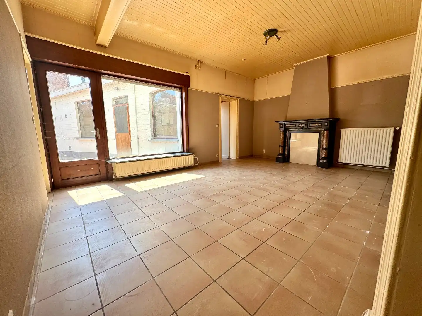 TE RENOVEREN WONING MET 3 SLPKS EN ZONNETERRAS foto 6