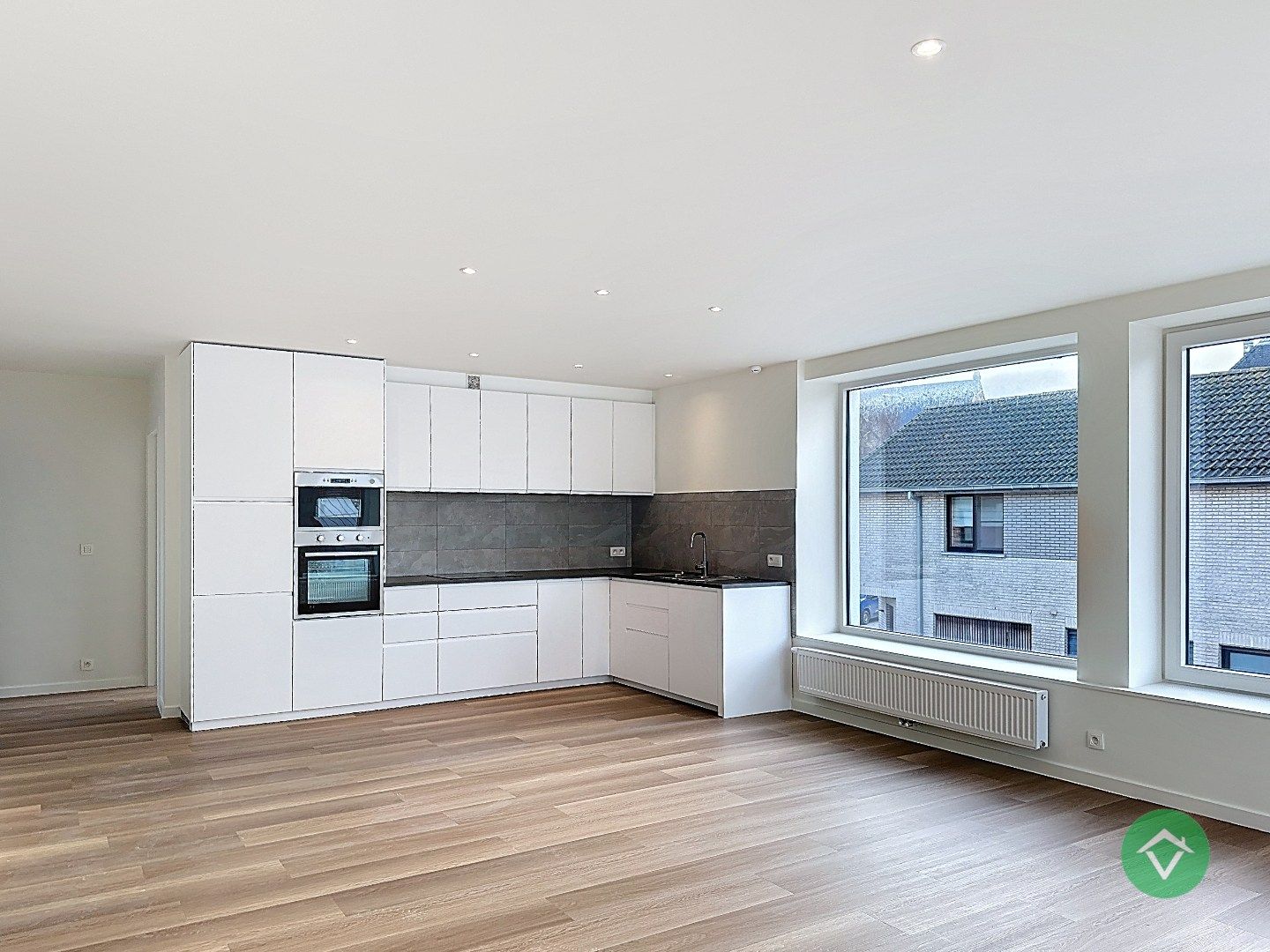 Volledig gerenoveerd appartement op de eerste verdieping met terras – De Mokker, Koekelare foto 4