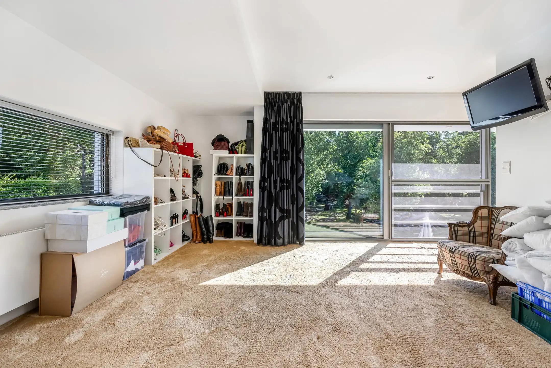 Hoogstaande villa met binnenzwembad te Lanaken foto 23