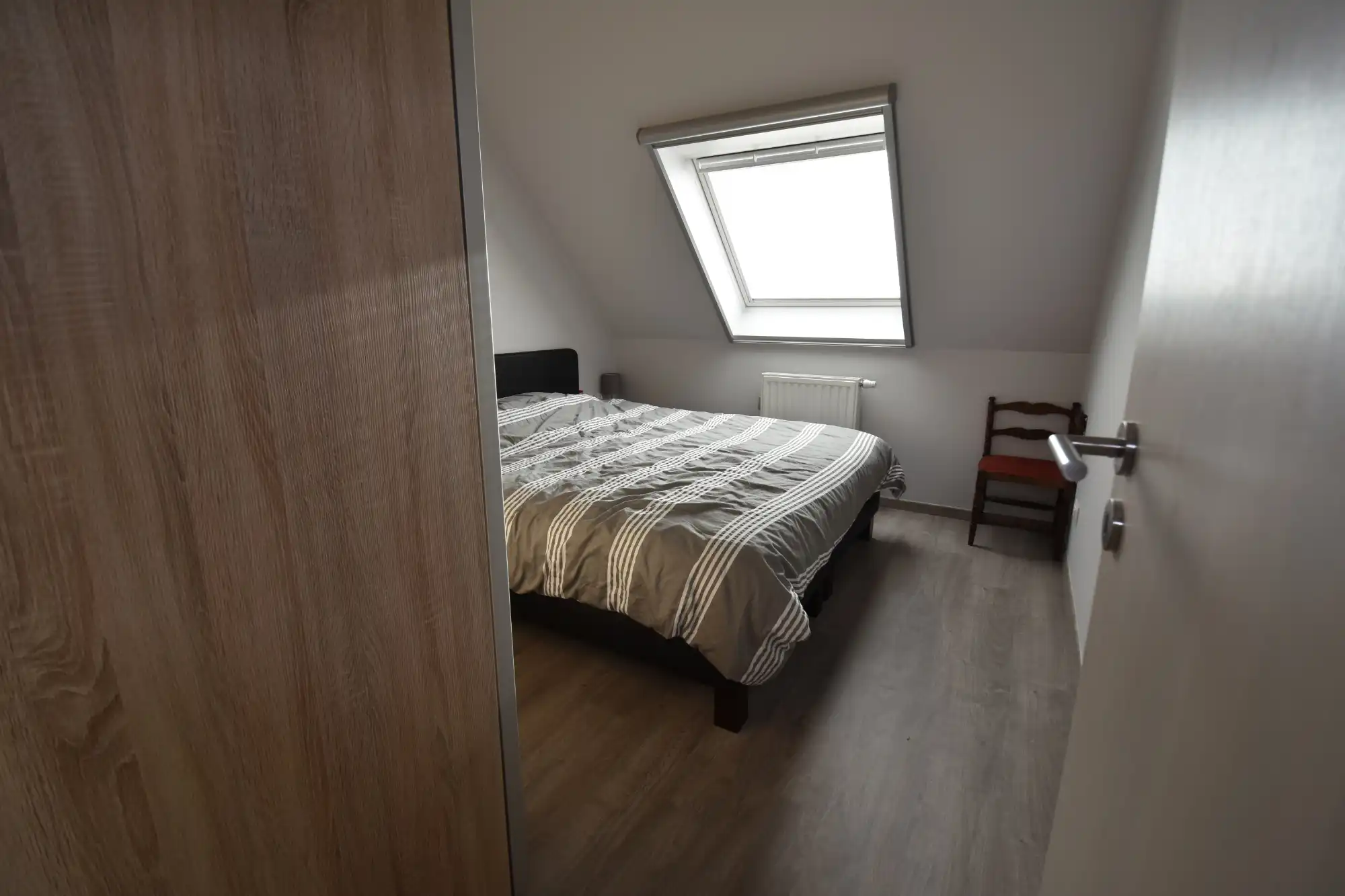 BEZOEKMOMENT WOENSDAG 15/04 VAN 16U30 TOT 18U | RECENT 2 SLPK APPARTEMENT MET TERRAS, LIFT EN INCLUSIEF AUTOSTAANPLAATS foto 11