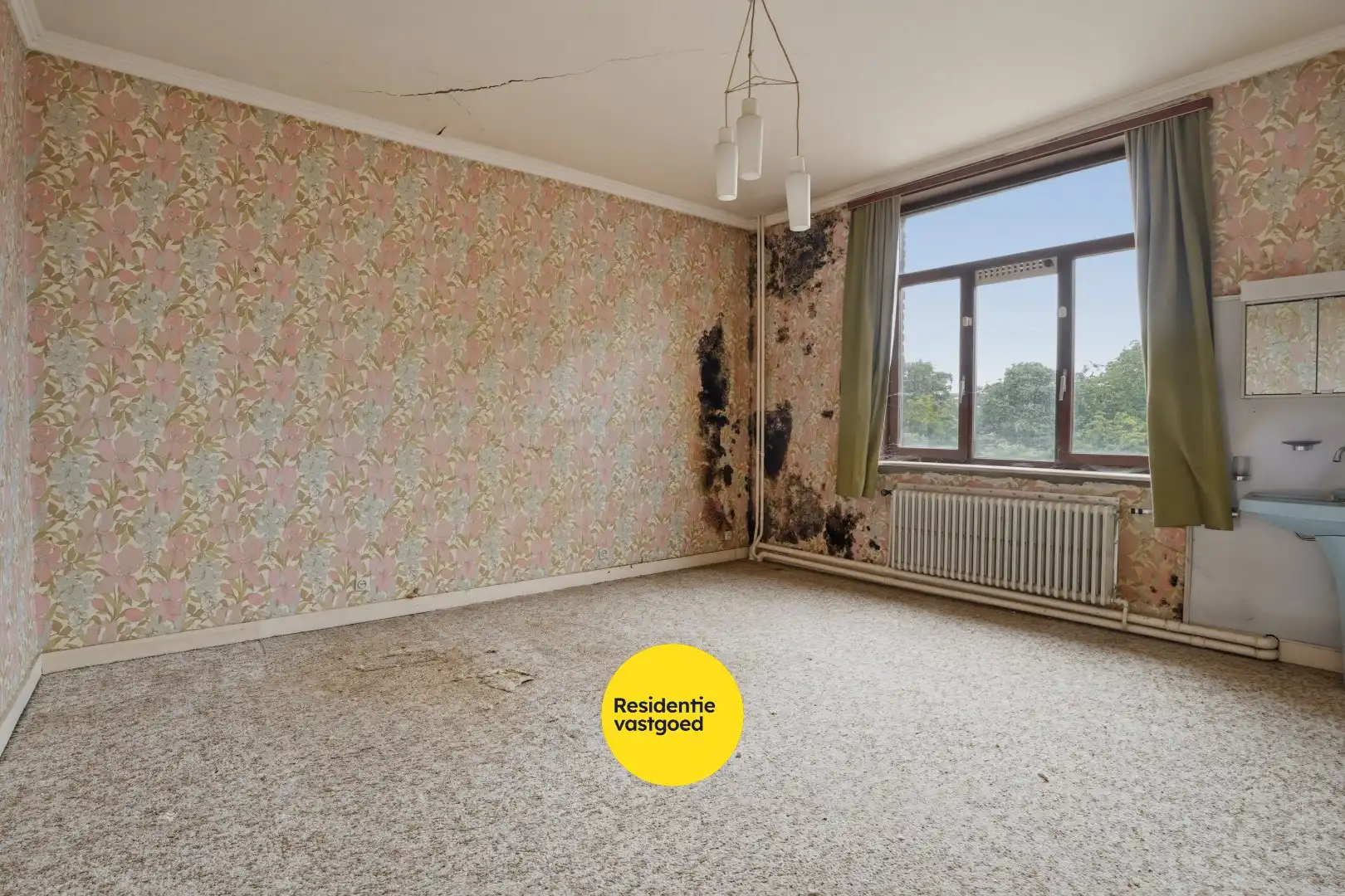 Te renoveren woning met veel op potentieel op topligging. foto 8