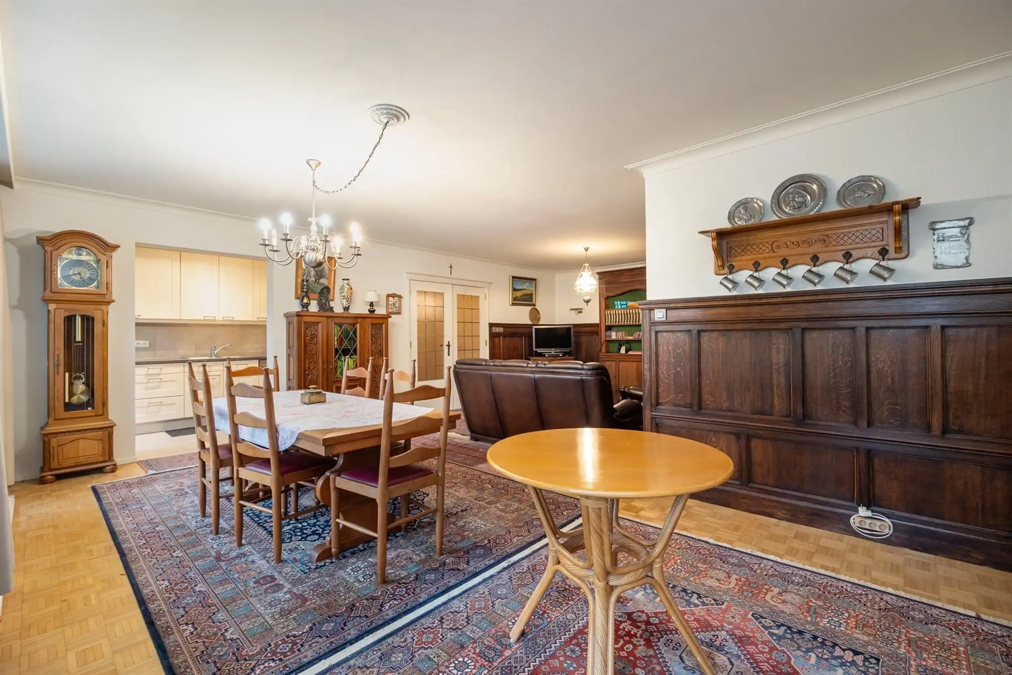 Ruim app. met 3 slpkmrs en 2 terrassen én garage foto 6