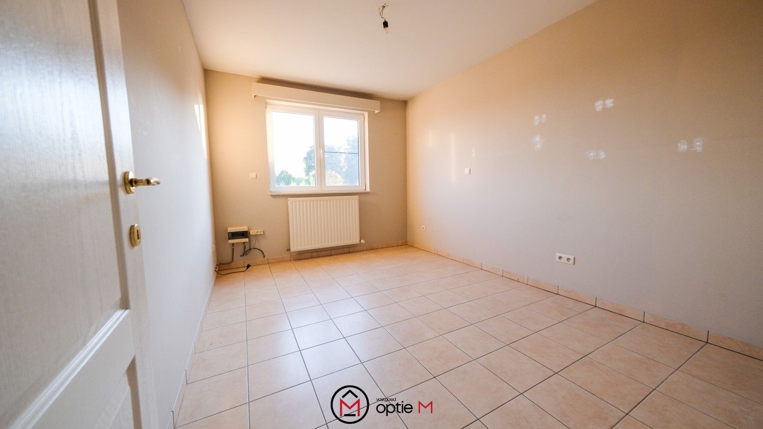 Investeringspand met handelsruimte en appartement in Merem Bilzen foto 11