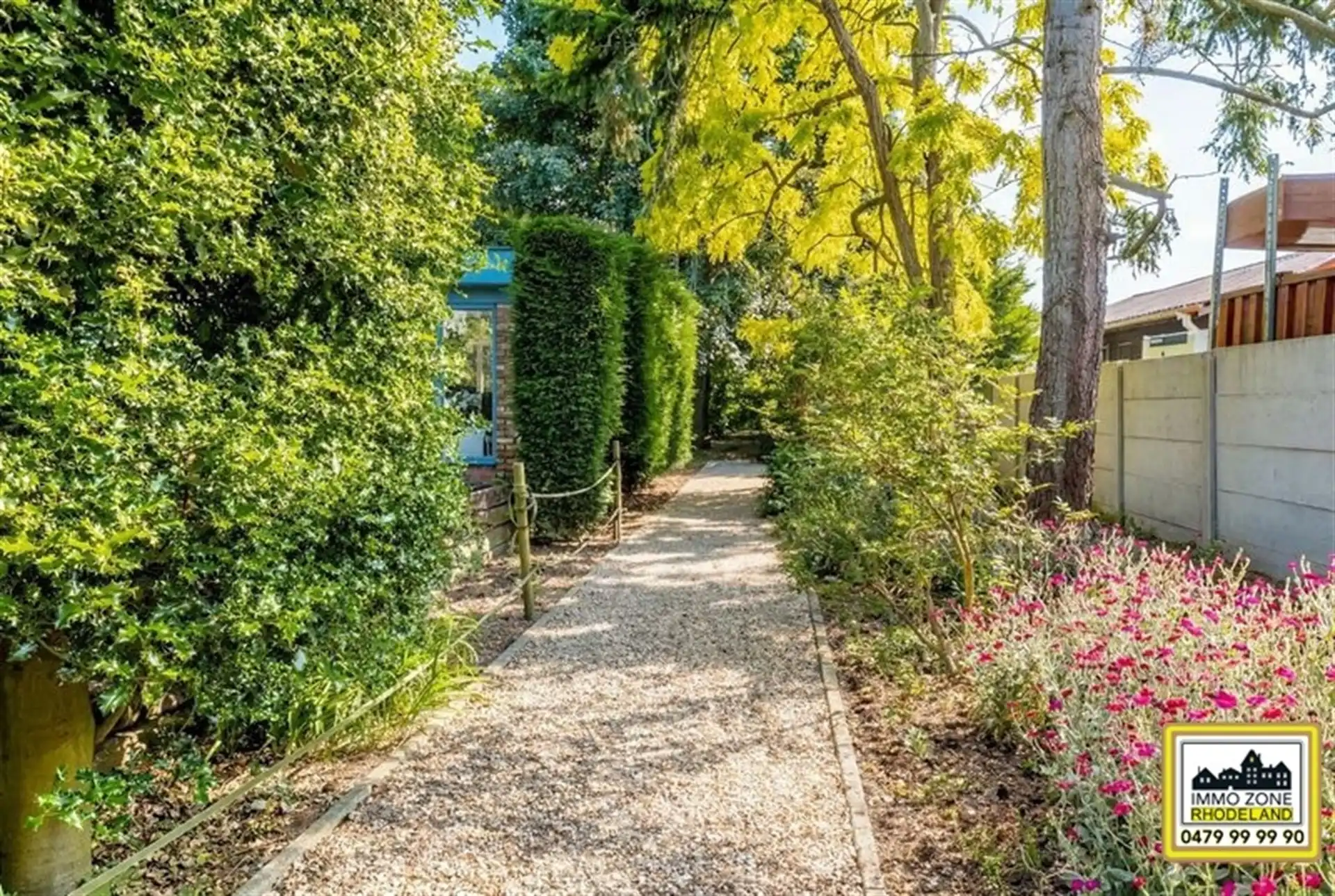 Statige burgerwoning met privaat tuindomein foto 30