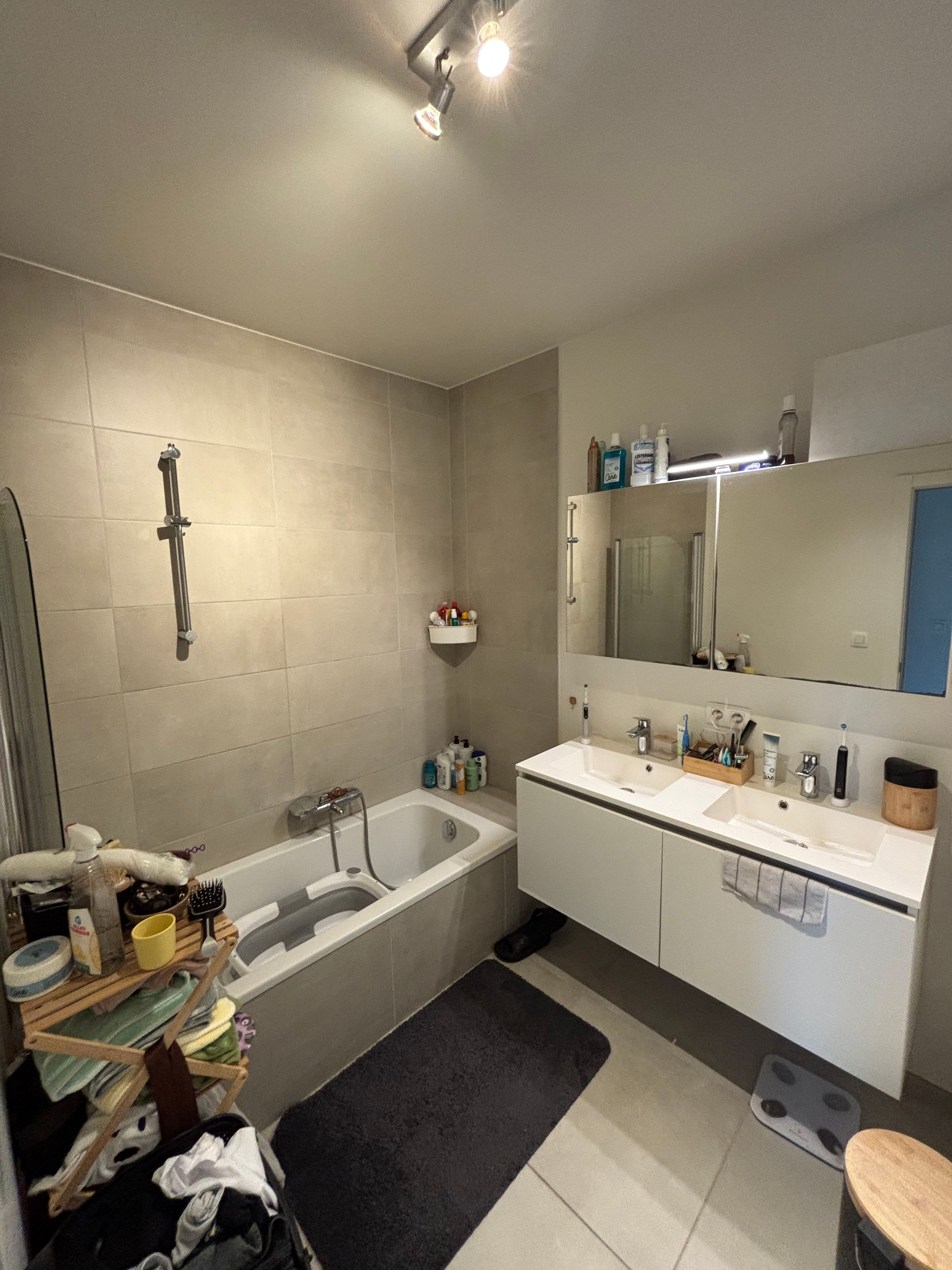 Te huur – Prachtig 2-slaapkamerappartement in Strombeek-Bever (Residentie Kloosterveld) foto 11