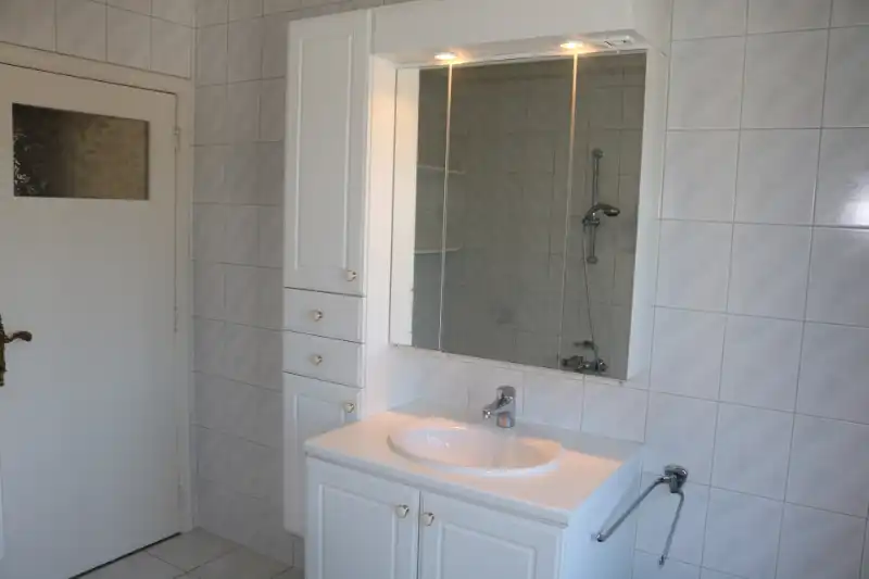 Instapklare gezinswoning met zonnige tuin in landelijk Schelderode foto 14