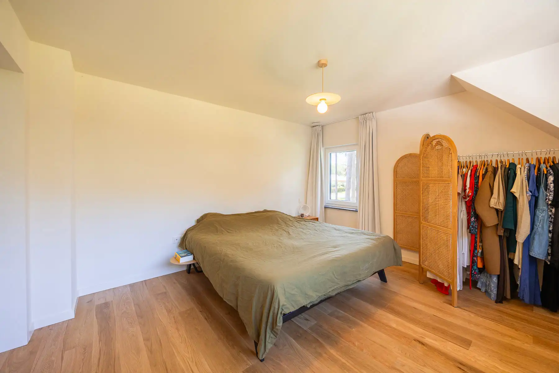 Buitenkans: gerenoveerde topwoning op prachtig perceel van 2.290 m² foto 21