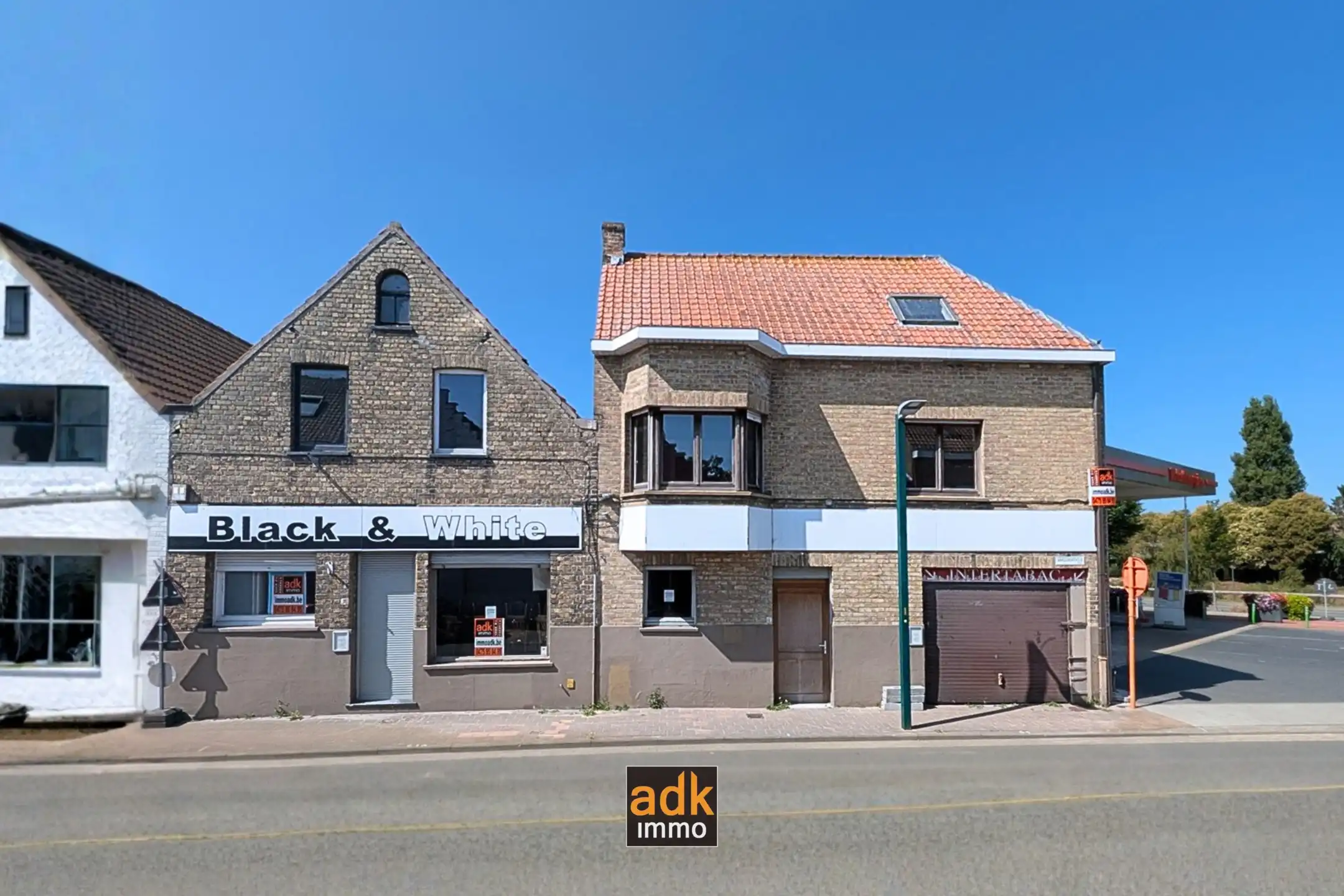 Te koop in Adinkerke – 2 gebouwen, grote garage/loods en potentieel voor nieuwbouw. foto 4