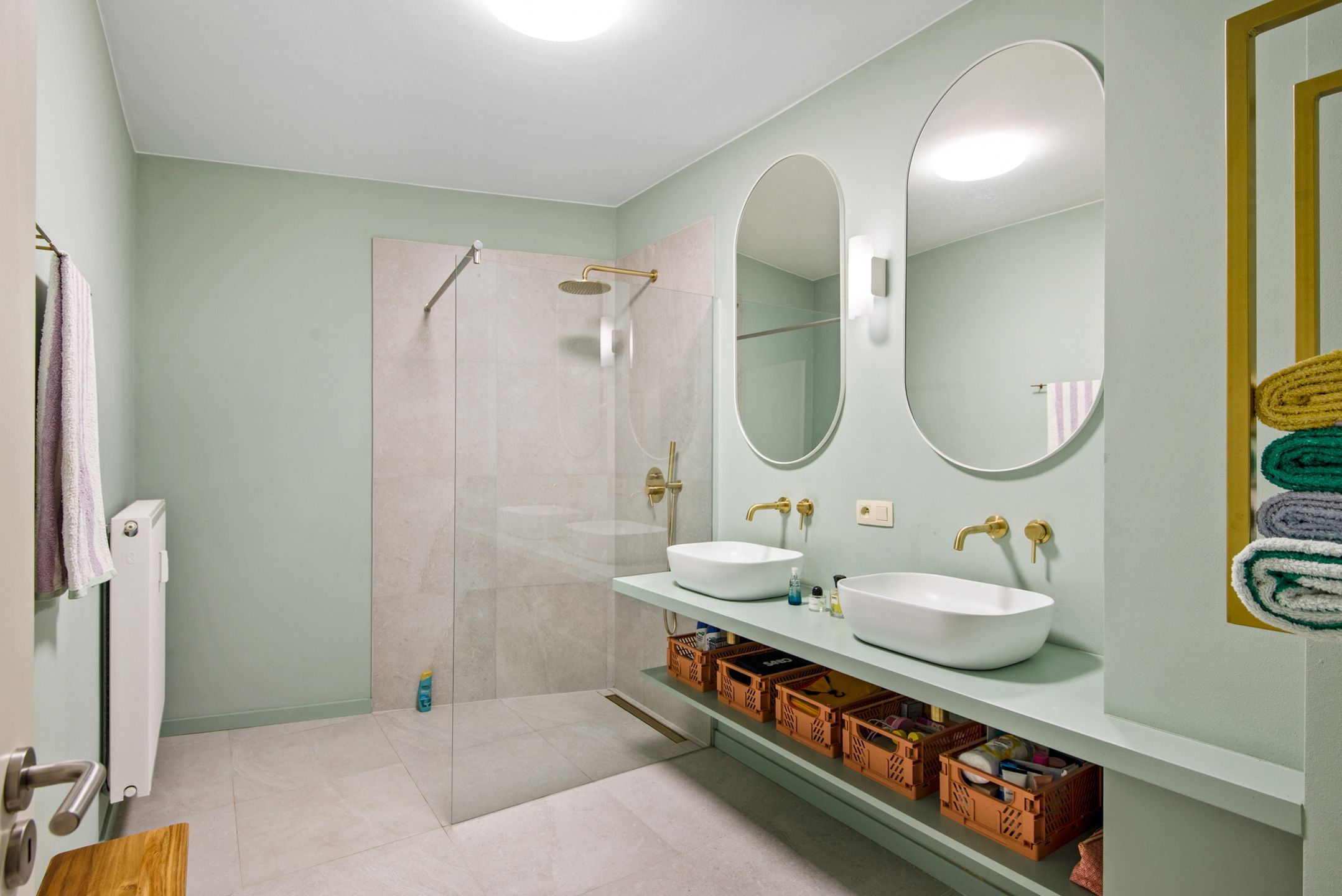 Prachtig gerenoveerd appartement - overdekt terras en garage foto 13