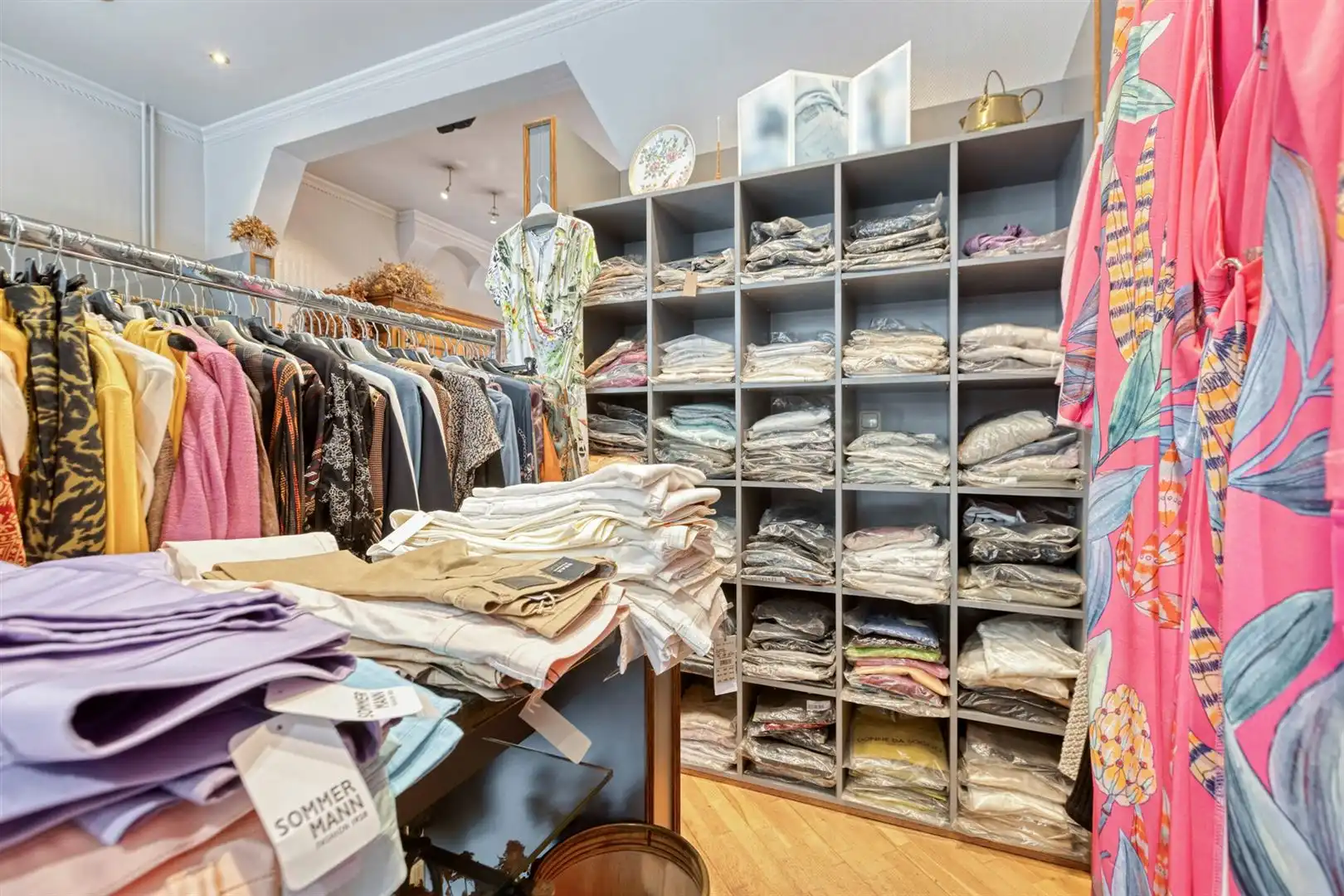 TE KOOP: Handelshuis met ruime woonst in het centrum van Leopoldsburg! foto 7