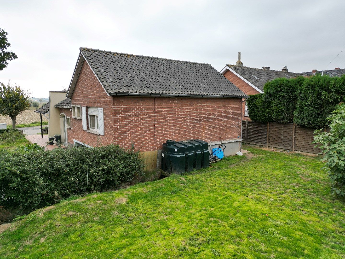 Alleenstaande woning met 3 slaapkamers, tuin en garage te Zwevegem foto 15