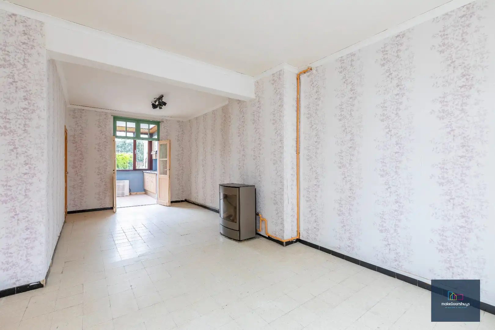 TOPLIGGING : te renoveren woning nabij Gent Sint-Pieters  foto 2