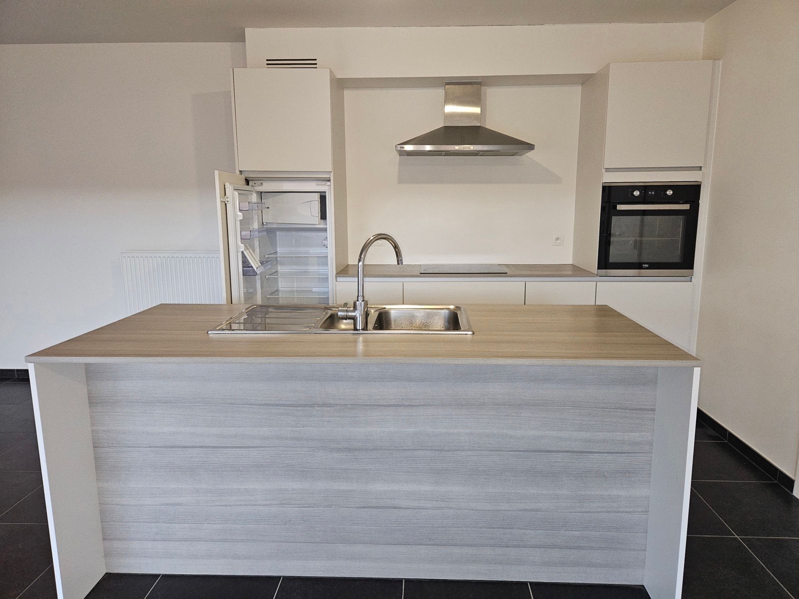 Tof instapklaar appartement met terras en autostandplaats! foto 9