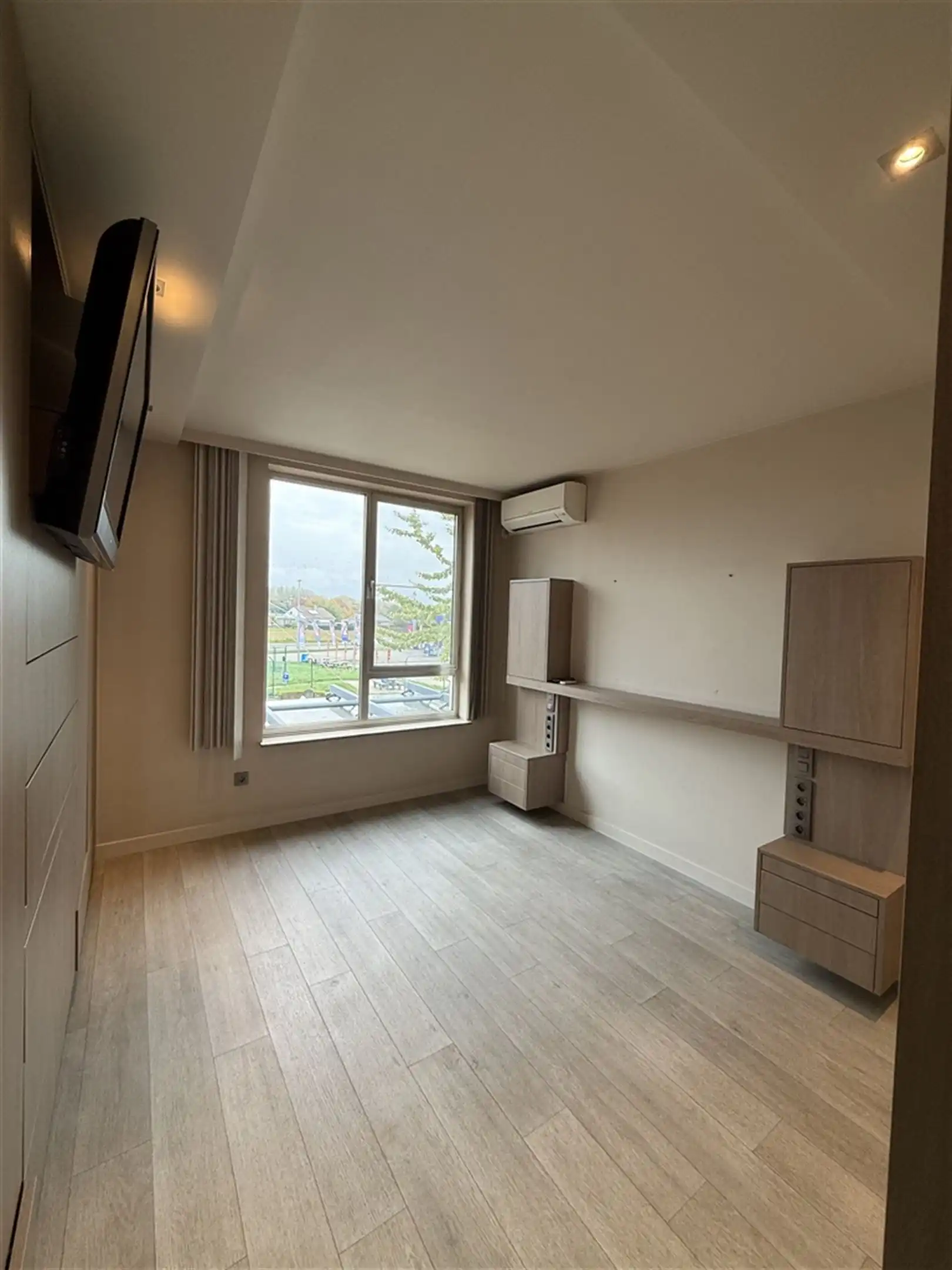 Bedrijfssite op zichtlocatie Bilzen-Hoeselt foto 16