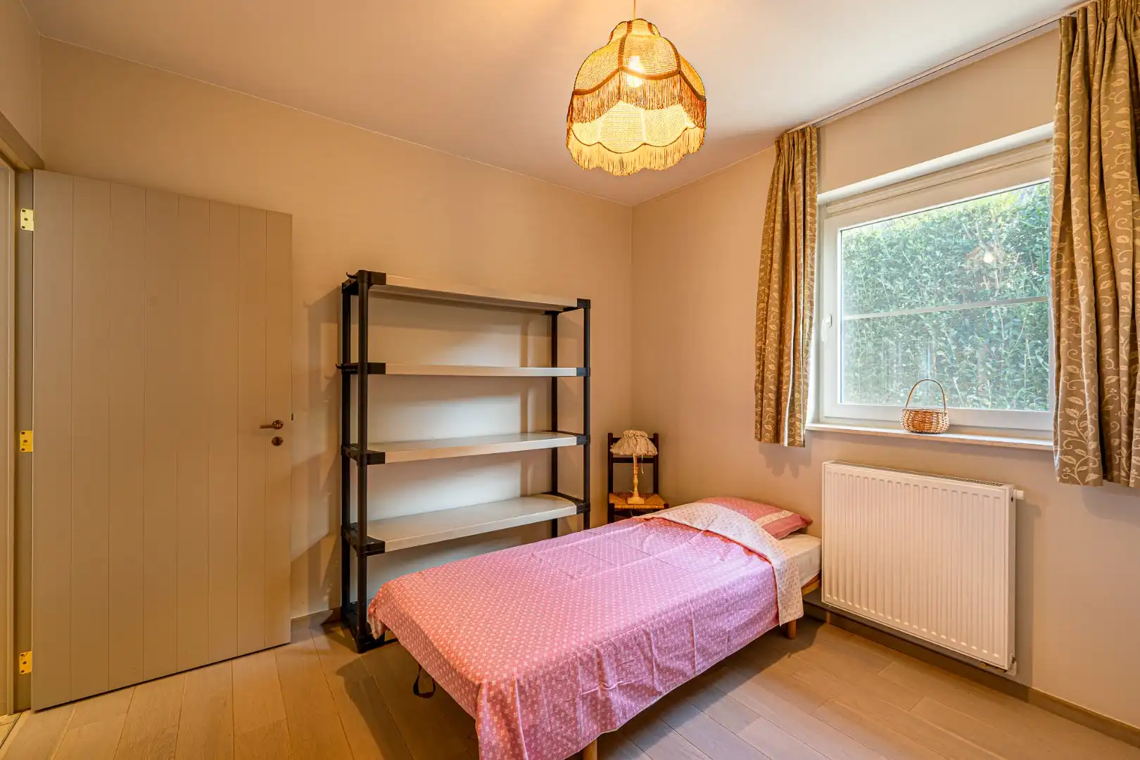 Instapklare, gelijkvloerse woning met garage en zuidgerichte tuin in Pittem foto 15