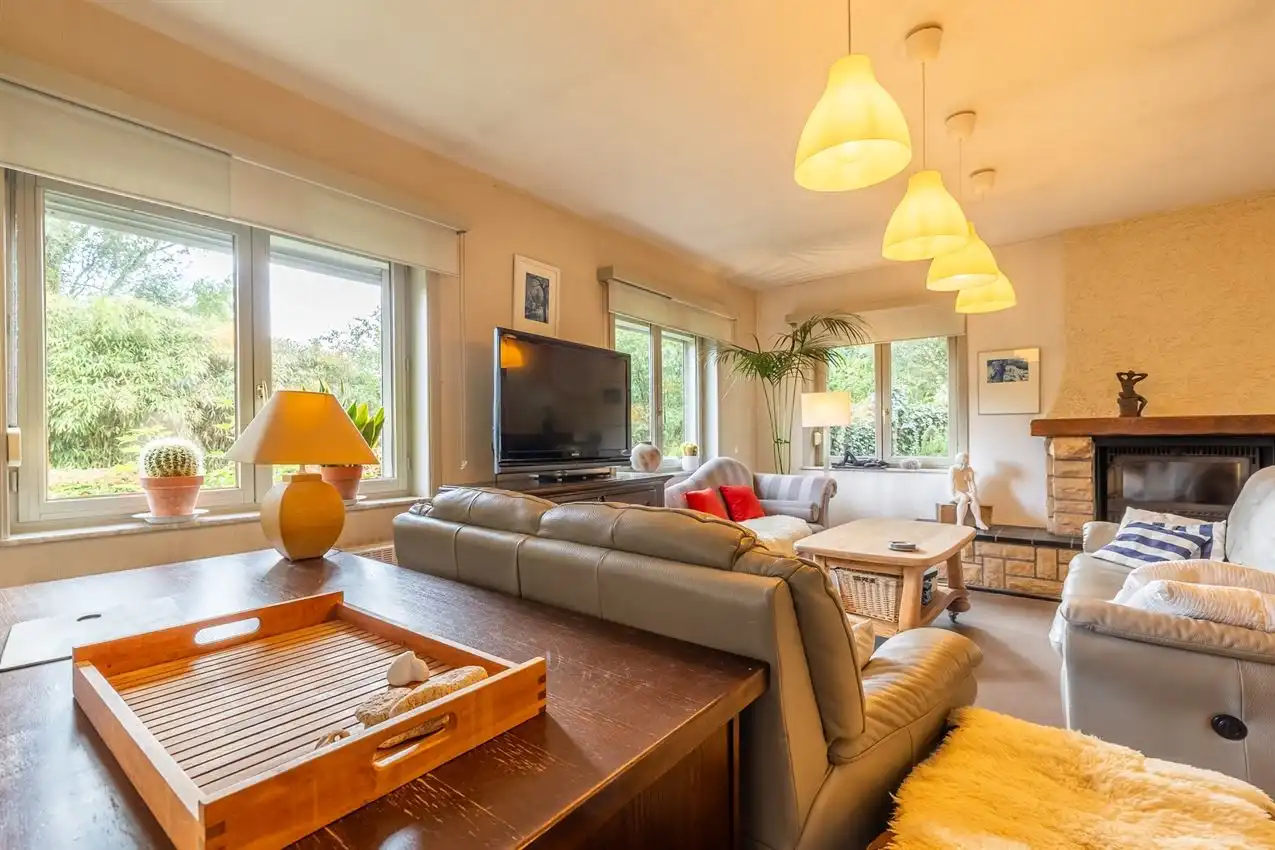 Uniek rustig wonen, helemaal achterin en midden in het groen. foto 12