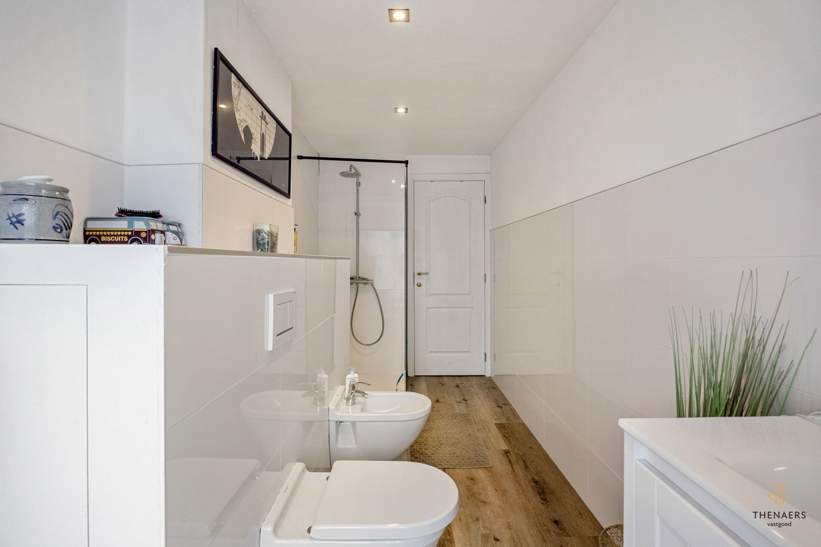 Statige herenwoning op toplocatie in hartje Sint-Truiden. foto 37