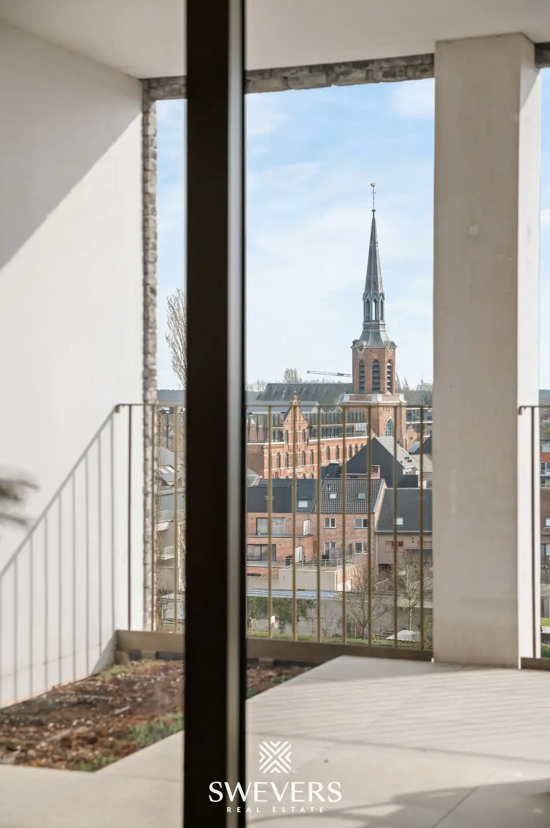 Uniek en luxueus penthouse van 222 m² op 8 ste verdieping in centrum Beringen  foto 34