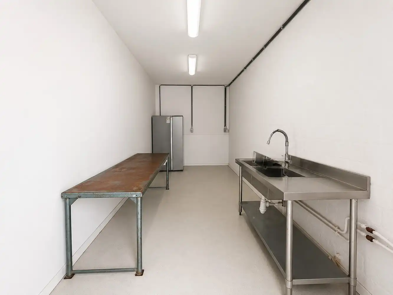 Ruime handelszaak (+/- 121 m²) op een goede en centrale locatie te Berchem! foto 10